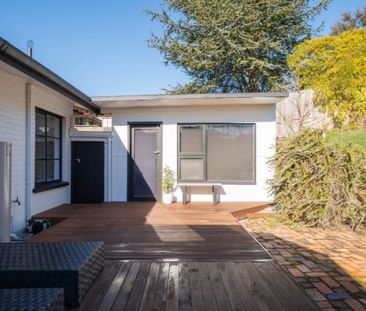 Fully renovated home with pleasant views & versatile spaces. - Photo 5