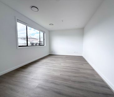 12 Kewney Street, Box Hill NSW 2765 - House For Rent | Domain - Photo 3