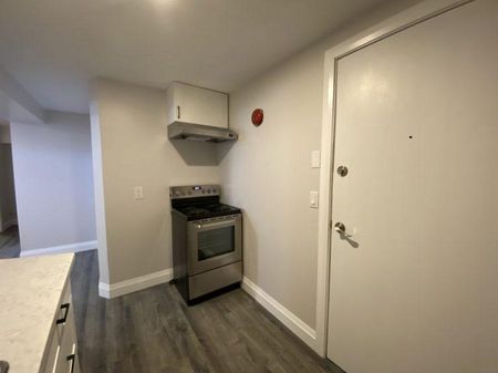 76 Durham St - Unit 6, 1 bed, 1 bath GET ONE MONTH FREE! - Photo 3