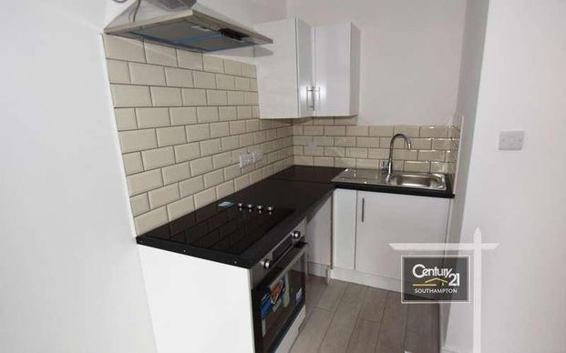 |ref: |, Rockstone Lane, Southampton, SO14 - Photo 1