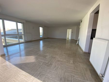 Location appartement 4 pièces 129.11 m² à Valence (26000) - Photo 5