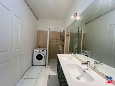 Location Appartement 2 pièces 50m² PAPEETE 98714 - Photo 4
