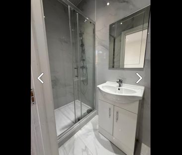 Room in a Shared Flat, Village Way East, HA2 - Photo 2