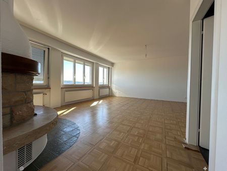 Charmante 5-Zimmer-Wohnung mit Panoramablick - Foto 2
