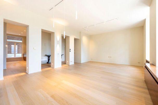 Appartement te huur - Photo 1