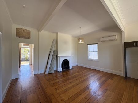 Enjoy the easy lifestyle, living here - Photo 2