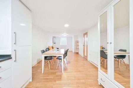Lodge Lane, North Finchley, N12 - Photo 2