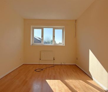 3 bedroom detached house to rent - Photo 5