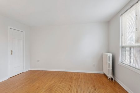 For Lease - 10 Coxwell Avenue Unit# Unit 2, Toronto, Ontario - Photo 4