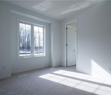 For Lease - 185 Forestwalk Street, Kitchener, Ontario - Photo 4