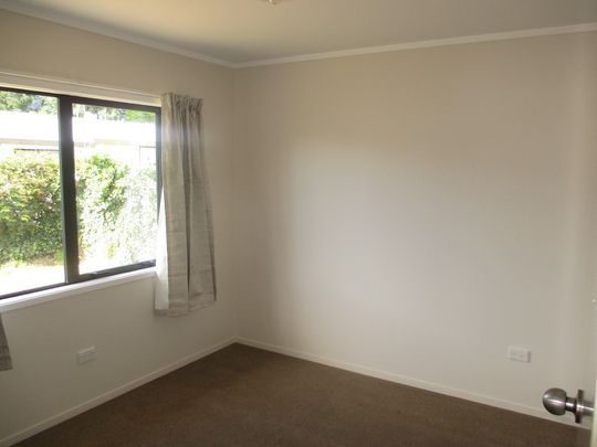 Charming two bedroom home - Photo 1