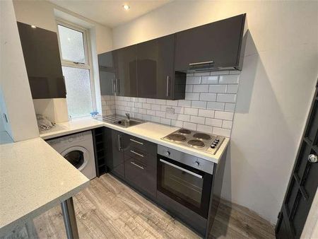 Bracewell Street,keighley, BD21 - Photo 4