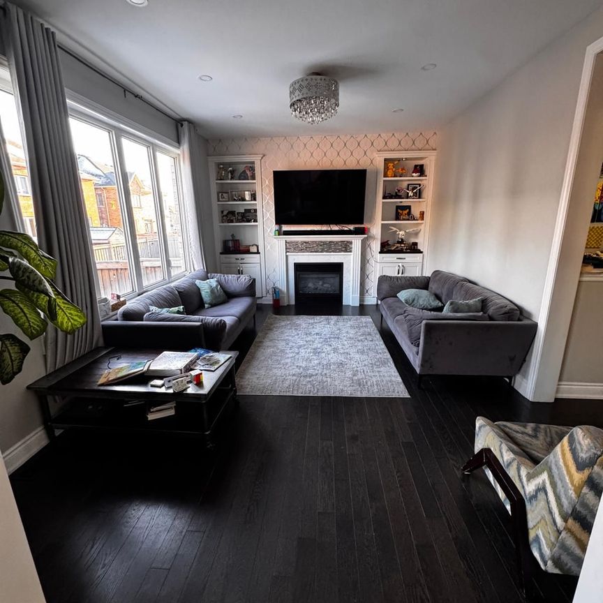 For Lease - 7 Lampman Crescent, Brampton, Ontario - Photo 1