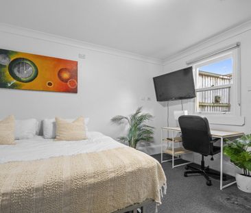 Redfern - Photo 6
