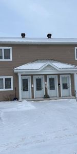 Logement 4 1/2 de deux chambres à coucher avec un cabanon extérieur - Photo 3