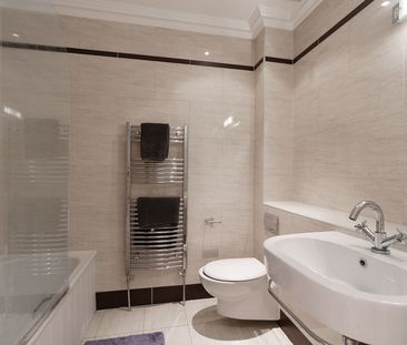 Hawthorn House, Farmleigh Woods, Castleknock, Dublin 15, D15 AW96 - Photo 5