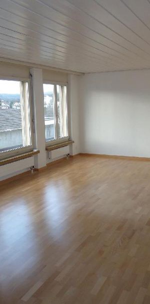 Attikawohnung mit Dachterrasse - Photo 1
