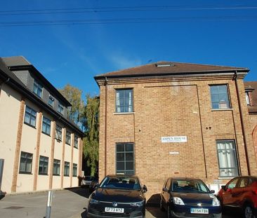 Churchfield Road, Chalfont St. Peter, Gerrards Cross,SL9 - Photo 2