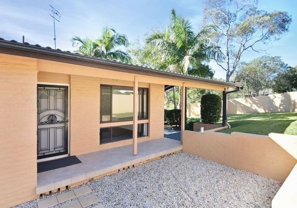 Immaculate home in convenient setting - Photo 1