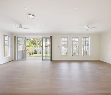 Contemporary family home of scale and flexibility - Photo 6