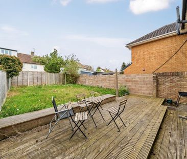 1 bedroom in a house share to rent - Photo 5