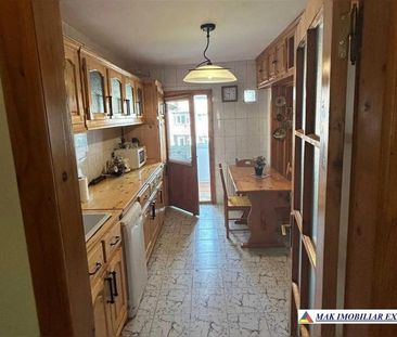 Vand/Inchiriez ap. 3 camere cf 1 et 3 Visoi Campulung Ag - Fotografie 6