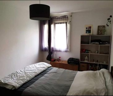 Dans un petit immeuble à Gland, à louer, appartement de 2,5 pièces ... - Photo 3