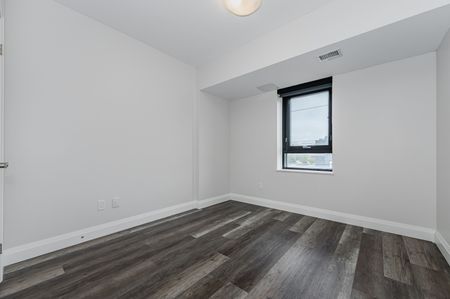 For Lease - 332 Gosling Gardens Unit# 205, Guelph, Ontario - Photo 5