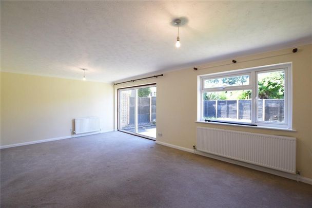 4 bedroom detached house to rent - Photo 1