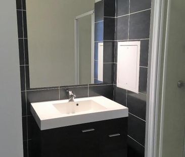 Location Appartement 2 pièces 44m² VALENCE 26000 - Photo 5