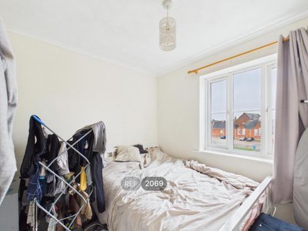 2 bedroom apartment to rent - Photo 3