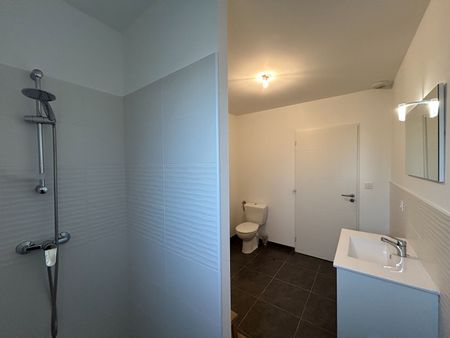 Location Maison 3 pièces 82m² - Photo 3