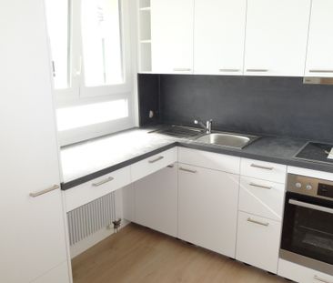 Neu sanierte 2 Zimmerwohnung - Photo 2