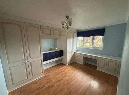 Lower Earley, Reading, RG6 - Photo 4