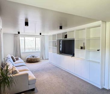 Central Greymouth - 3 + 1 Bedrooms - Photo 1