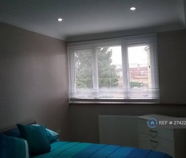 5 bedroom detached house to rent - Photo 1