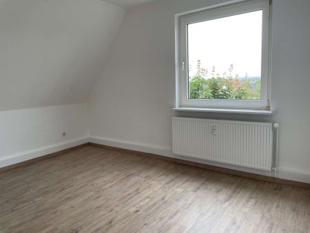 ~~Kleine Dachgeschosswohnung in Bünde-Mitte!!~~ - Photo 2