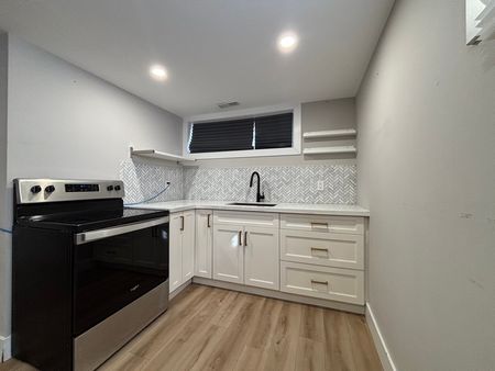 $1,499 / 1 br / 1 ba / 95 Cardinal Dr, LOWER - Photo 2