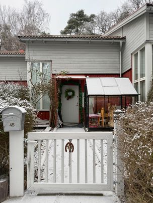 Kyrkbyn, Norsborg - Foto 1