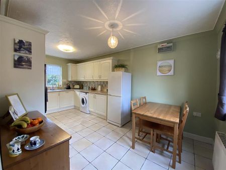 2 bedroom detached house to rent - Photo 4