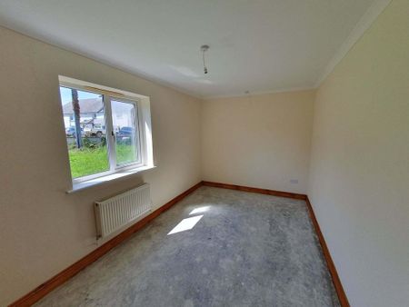 4 bedroom detached bungalow to rent - Photo 4