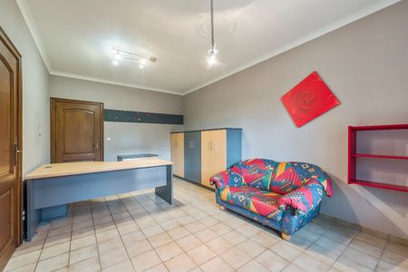 Rustig gelegen villa met ruime slaapkamers te Sint-Niklaas - Photo 2