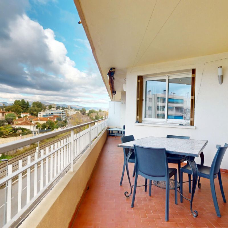 Appartement Antibes 3 pièce(s) 61.12m² - Photo 1