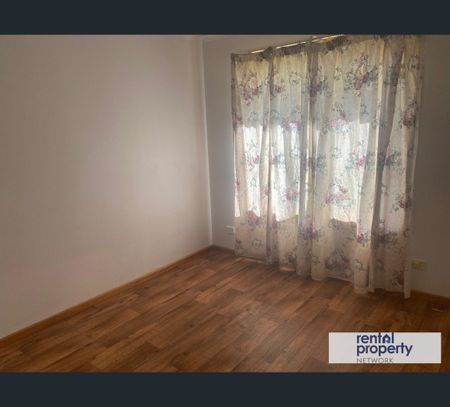 1 Russell court, Elizabeth South, SA 5112 - Photo 2