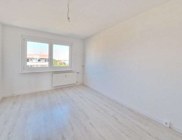 *AKTIONSWOHNUNG* Jetzt günstiger! 3-Raum-Wohnung mit neuer, reduzierter Miete! - Photo 1