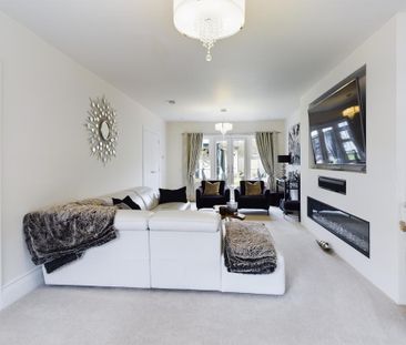 4 bedroom detached house to rent - Photo 1