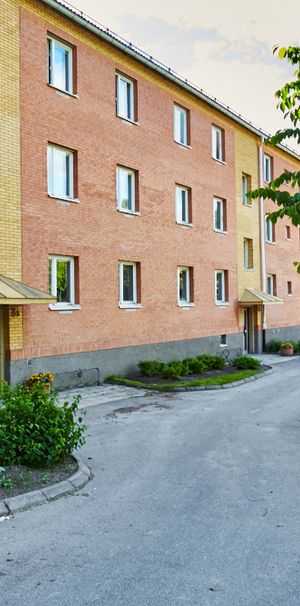 Svarvargatan 8 B - Foto 1