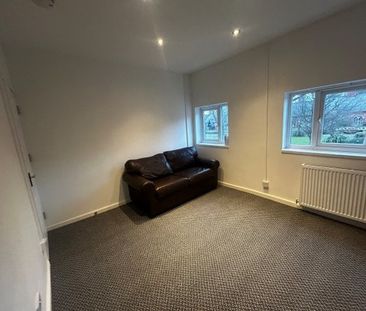 Wellington Street, Burton-on-Trent, DE14 - Photo 1