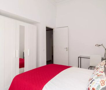 Room in a shared 7-bedroom apartment for rent in La Dreta de l'Eixa... - Photo 5