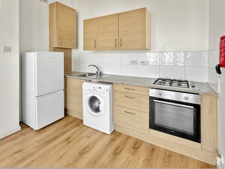 Flat 3 292 Newport Road, Cardiff CF24 1RS - Photo 3